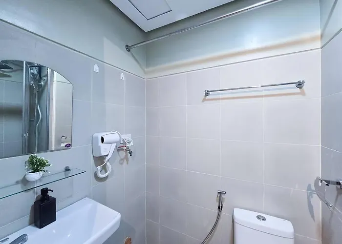 Citispace 1br Condotel At Fame Residences #fm39a Manila
